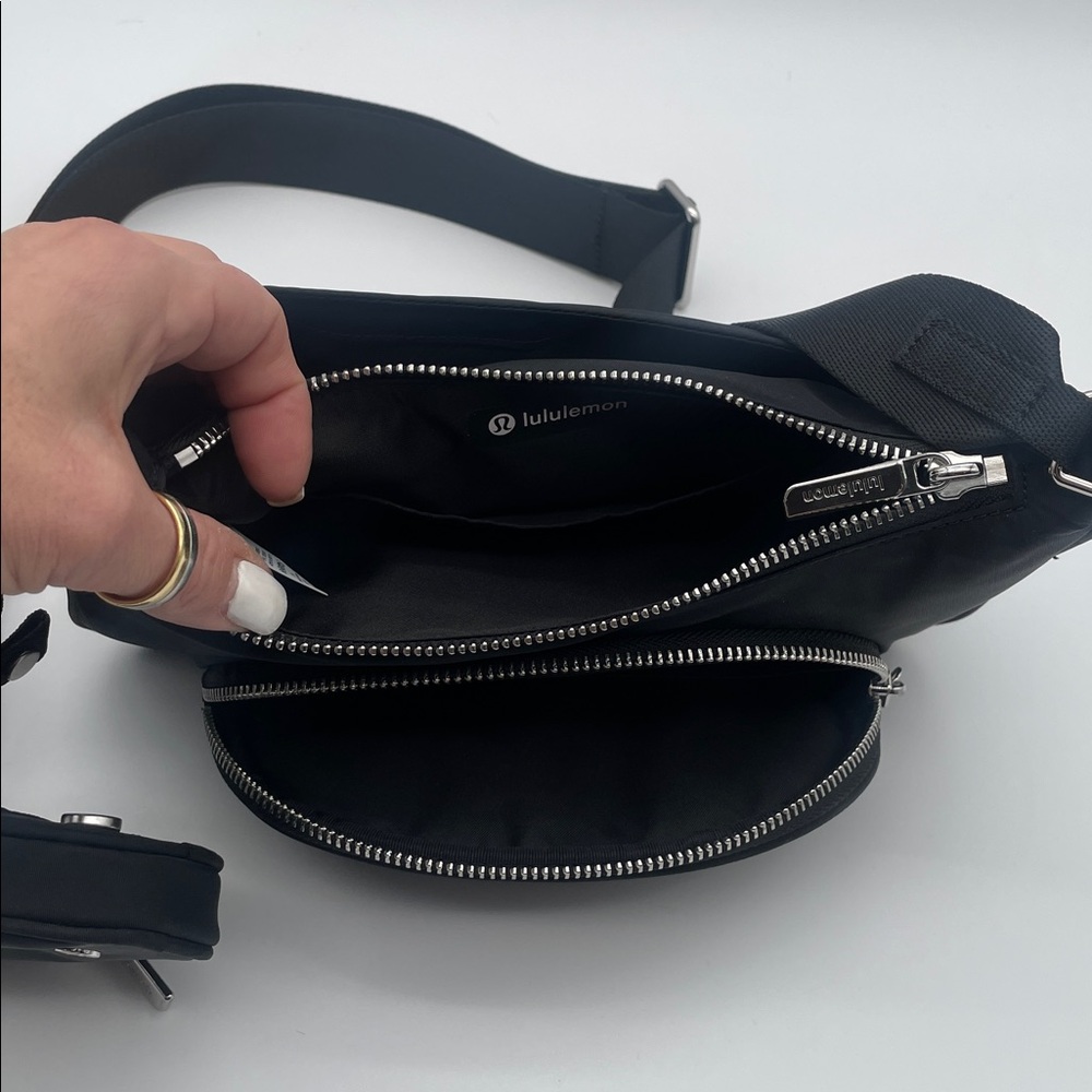 lululemon athletica Black Crossbody Bag - Picture 3 of 5